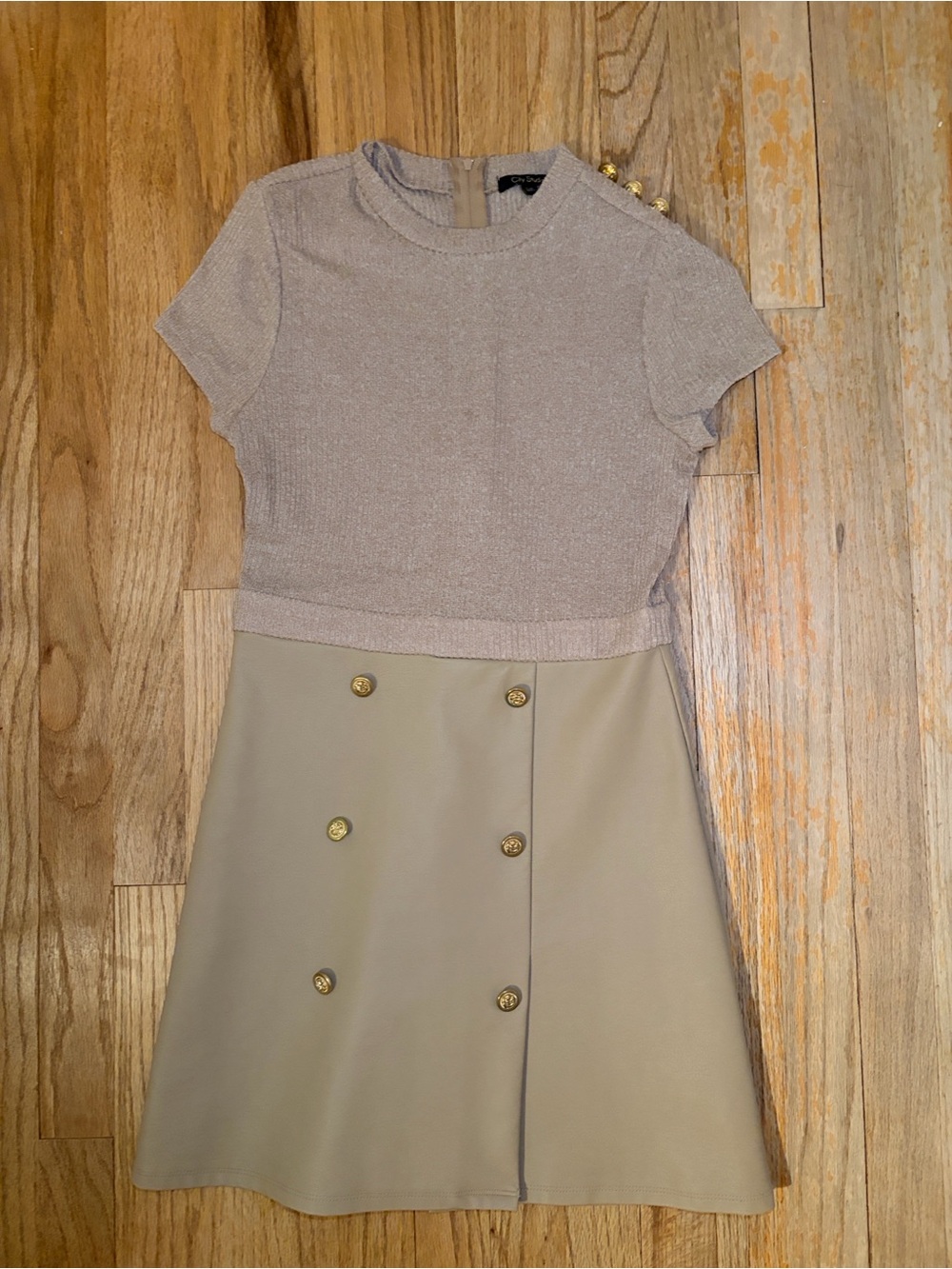 Juniors City Studio Trim Fit Dress with Buttons and Flared Skirt 5/6